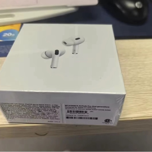 Apple AirPods Pro (2nd Generation) - White